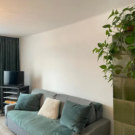 Kubin アパート ドルニー・クビーン